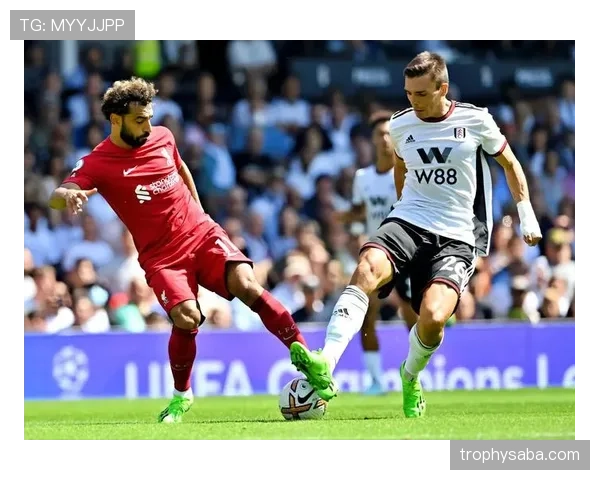 帕利尼亚抢断能力解析：中场防守核心的战术角色拆解